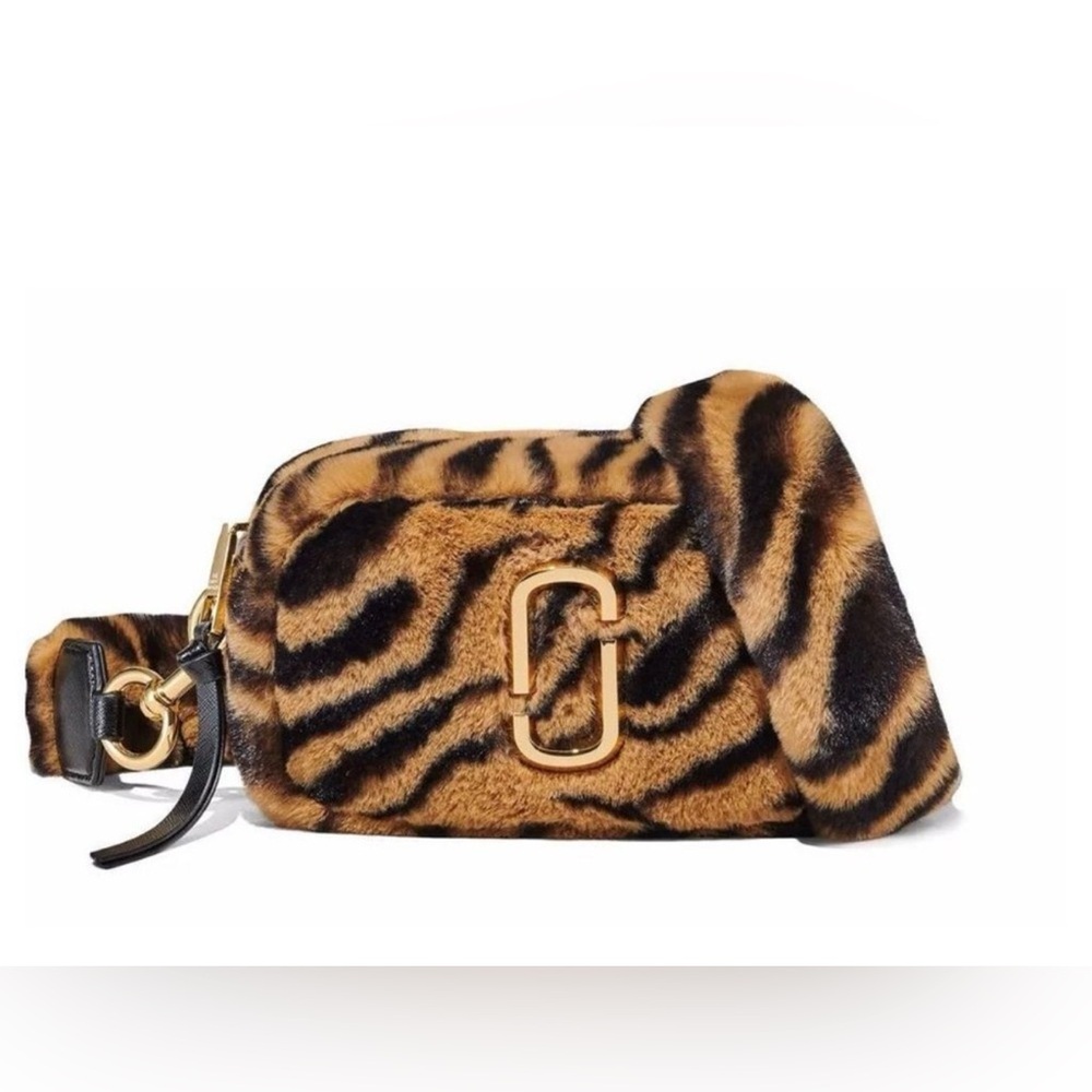 Marc Jacobs 'The Snapshot Tiger Stripe Plush’ shoulder bag NIP/ NWT